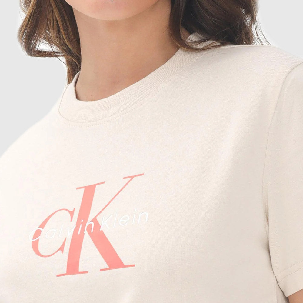 Classic Hero T-Shirt - Sand